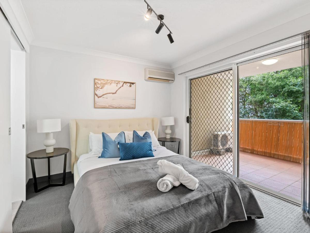 Spacious 2 Bed 2 Bath At South