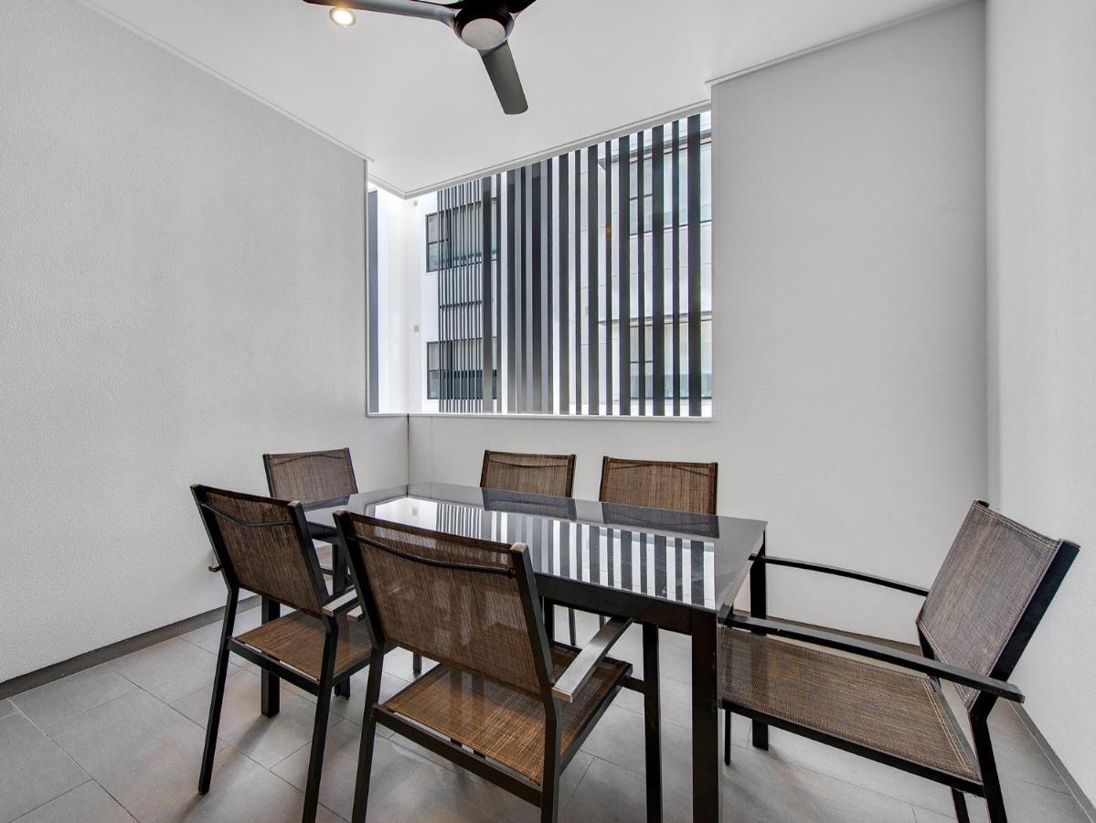 Apartment J24b - Bulimba From *
