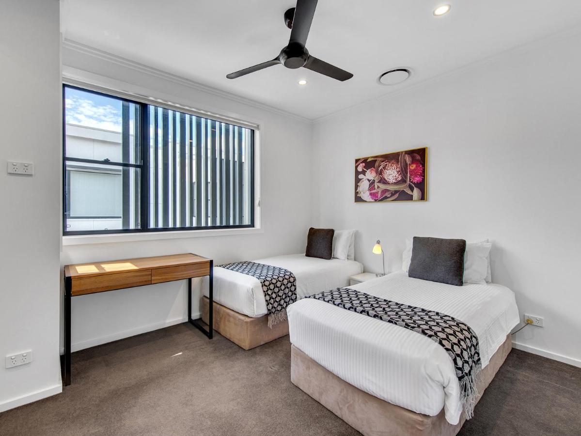 Apartment J24b - Bulimba From *