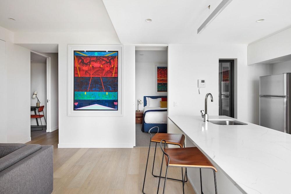 The Johnson - Art Series Hotel