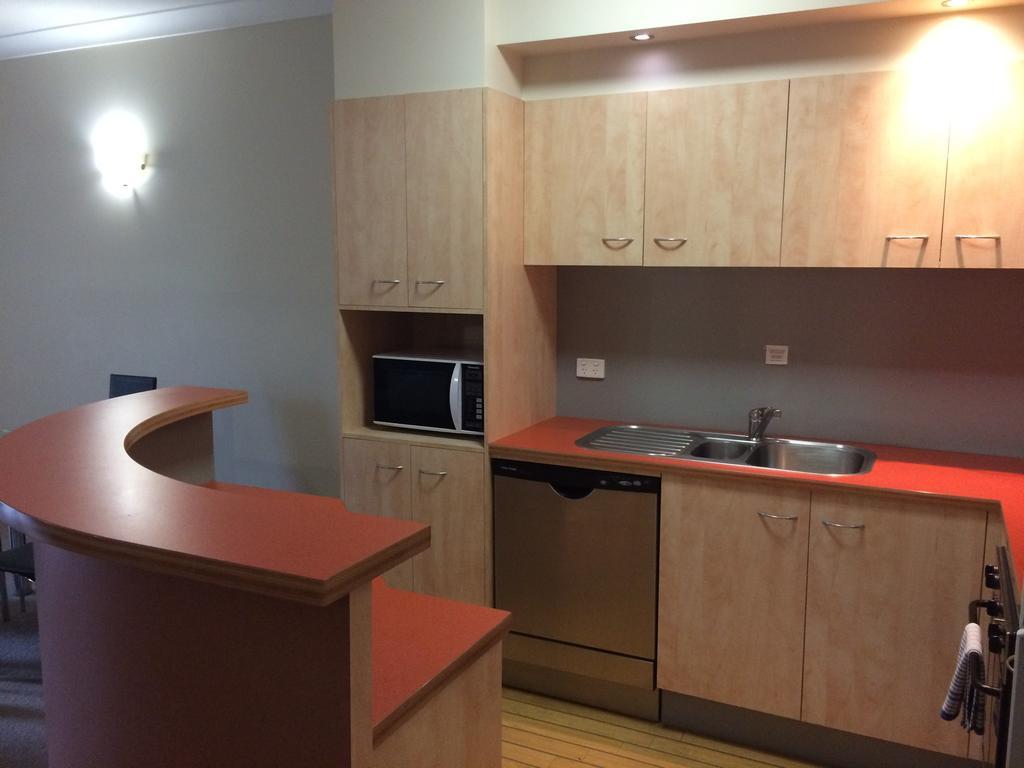 Spring Hill Aparthotel