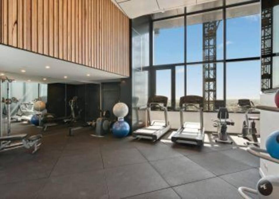 River View - Heart Of Cbd,