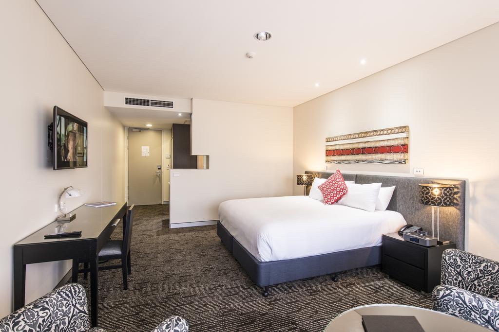 The Colmslie 5*