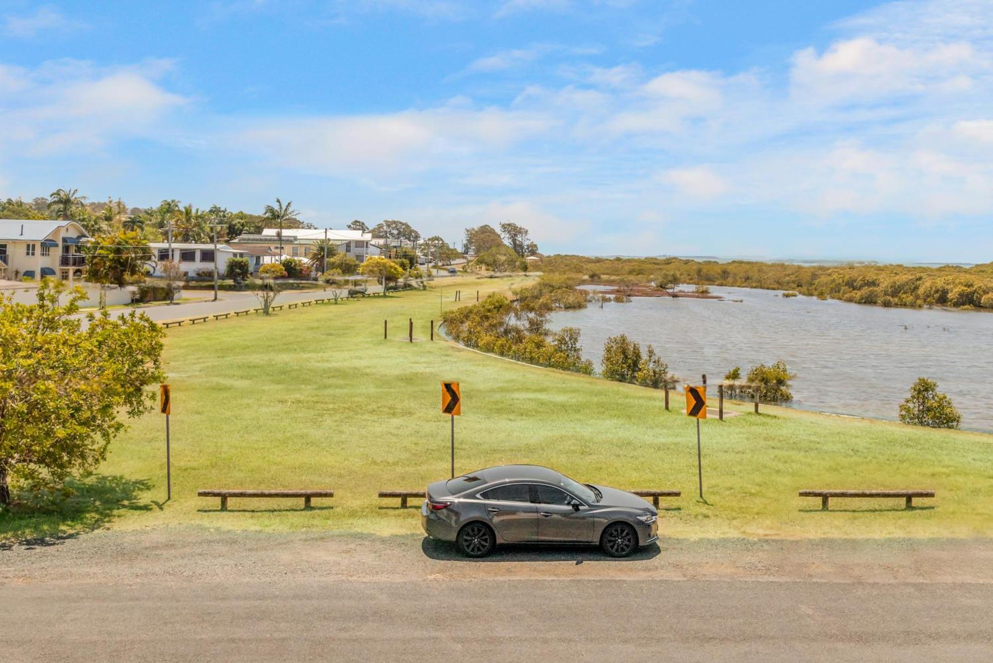 On Esplanade Own Flat & Pool, Manly Cafe Precinct Brisbane
