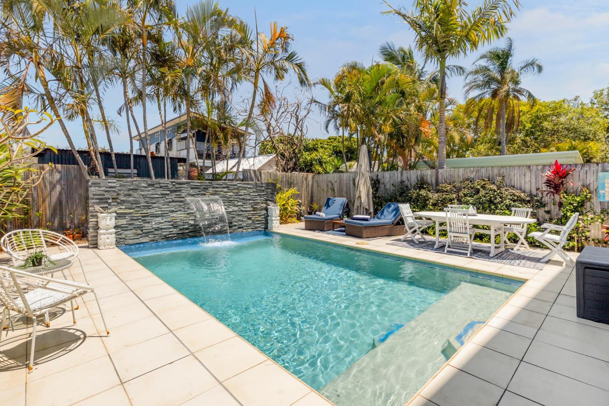 On Esplanade Own Flat & Pool, Manly Cafe Precinct Apartment *