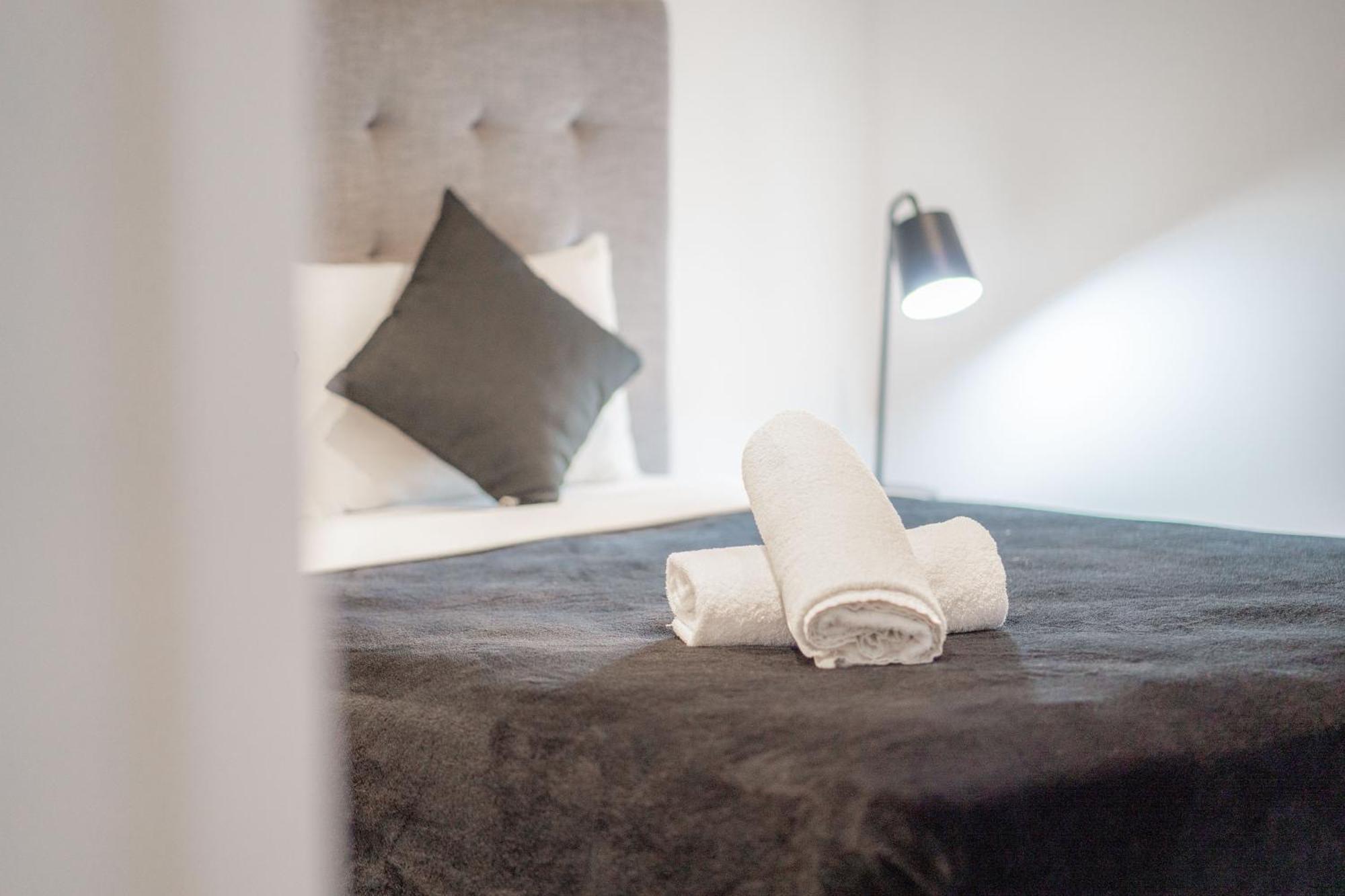Cbd Riverview 2b1b W Shared Pool, Gym Apartment Brisbane