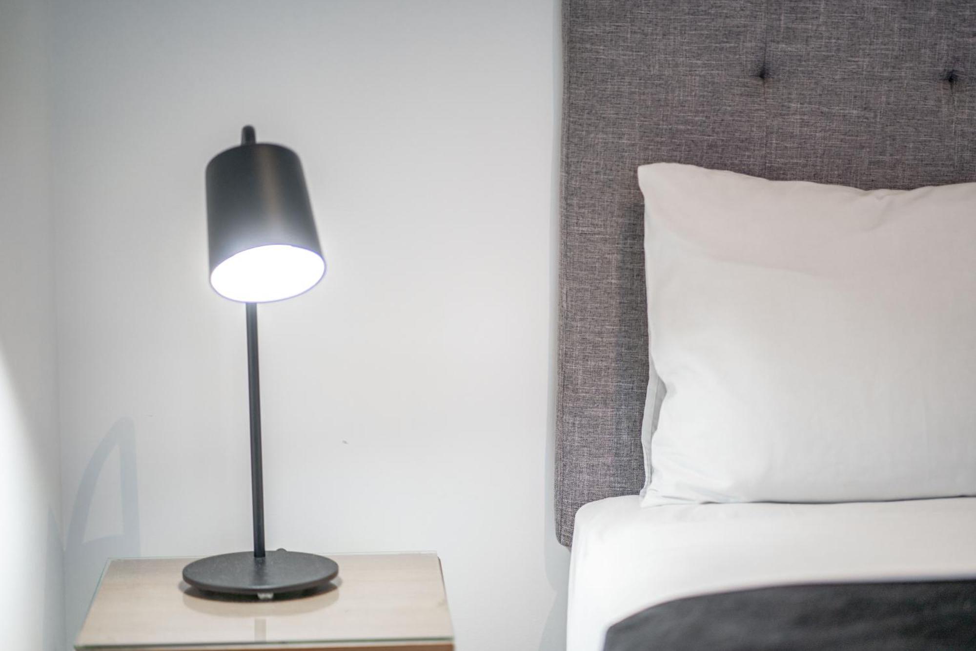 Apartment Cbd Riverview 2b1b W Shared Pool, Gym Brisbane