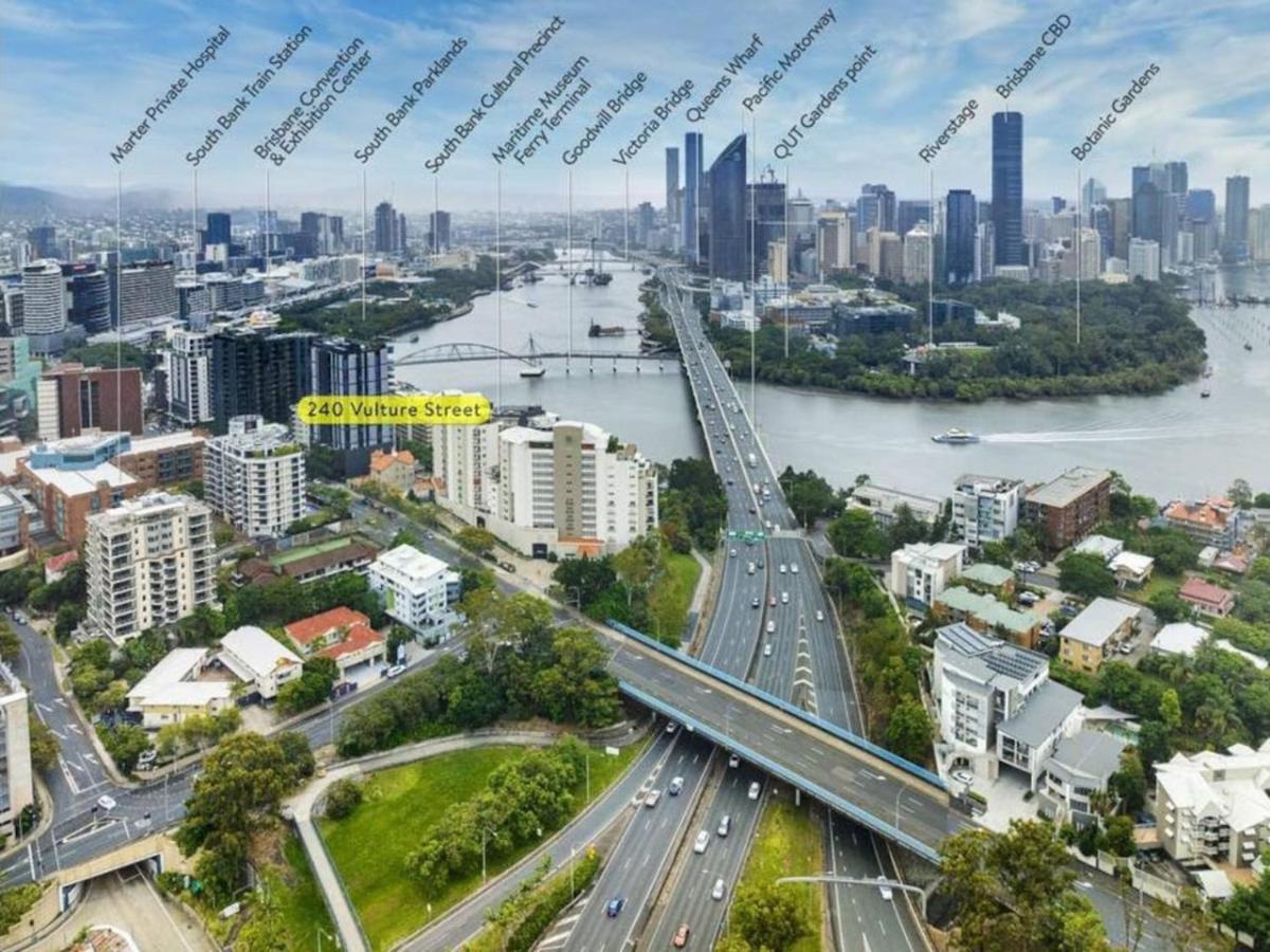 Riverside Heritage Chateau 2br South Apartment Brisbane