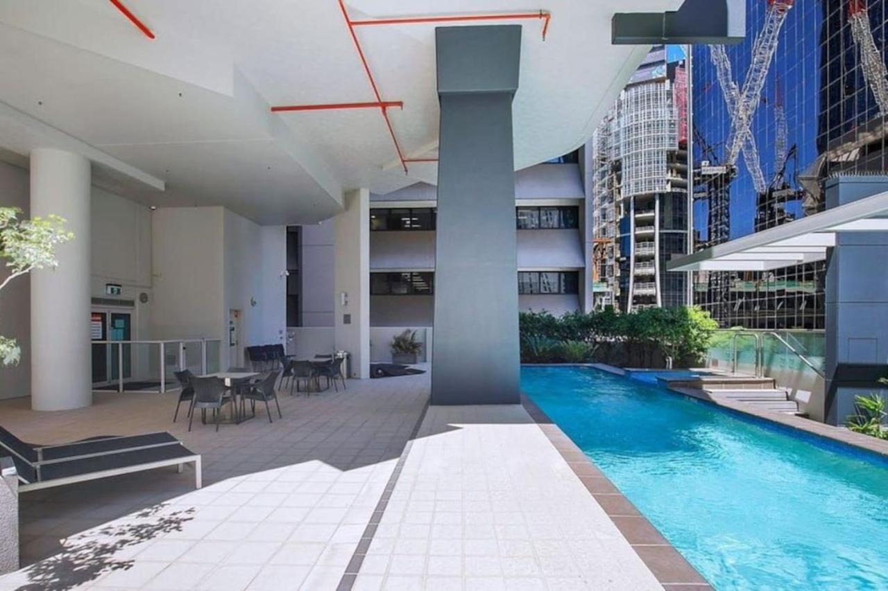 Apartment Lux Sub-penthouse With Casino Views *