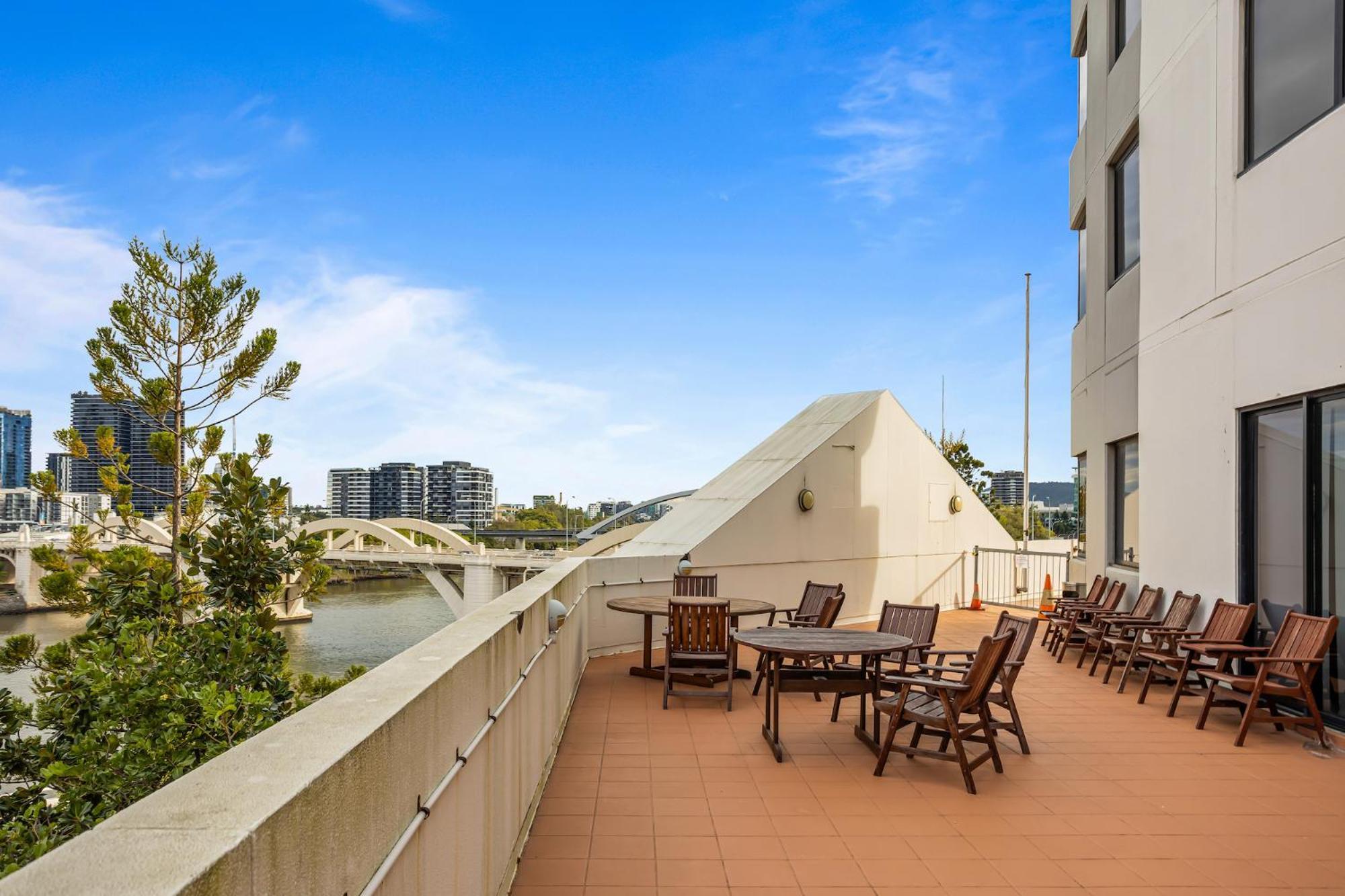 Stylish Riverside 1bed/studio With Rooftop Pool * Brisbane