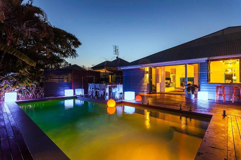 Stunning Tropical Oasis Free Parking * Brisbane