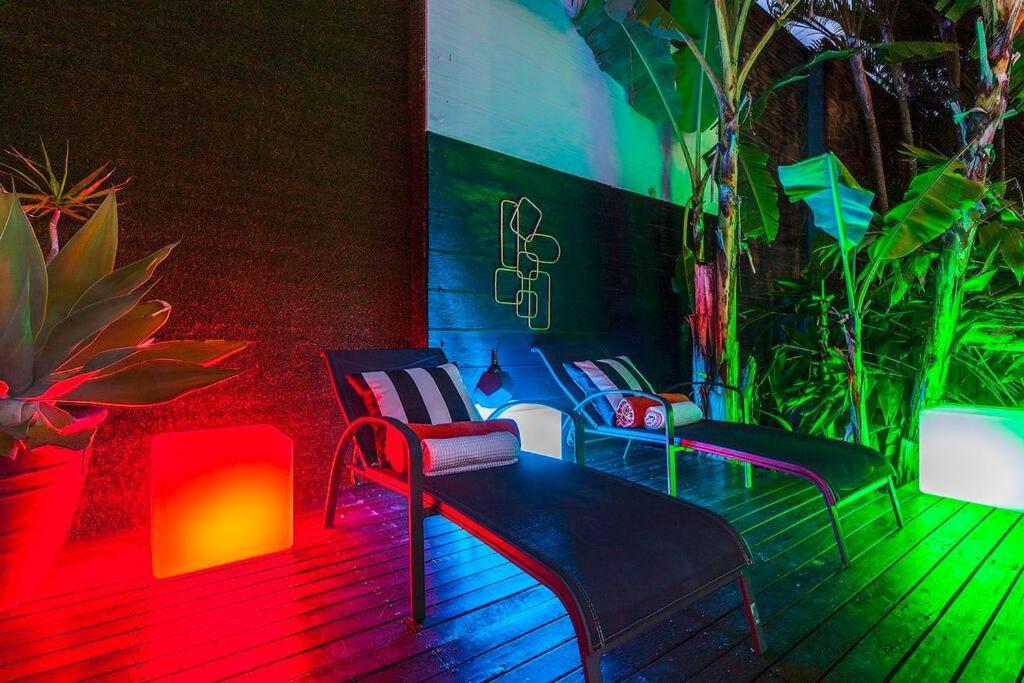 Villa Stunning Tropical Oasis Free Parking