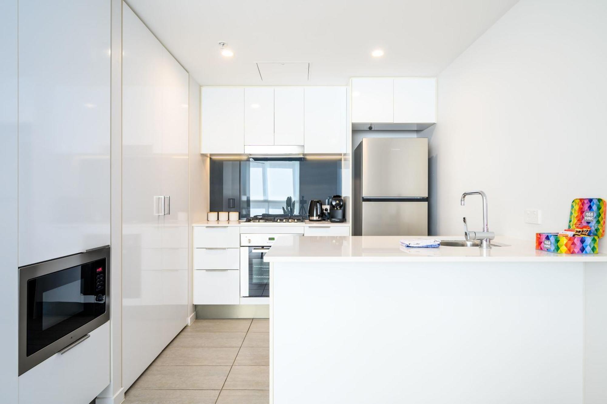 Apartment Oasis Stylish With Gym Rooftop Pool Brisbane