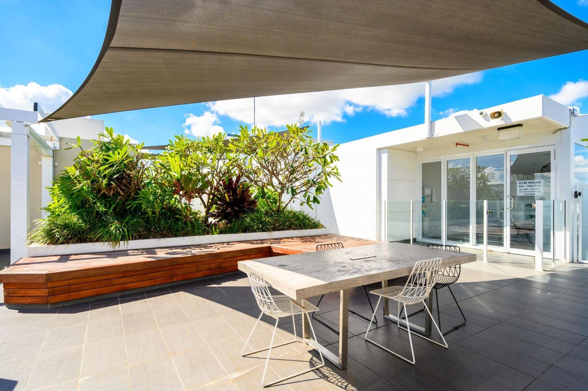 Apartment Oasis Stylish With Gym Rooftop Pool *