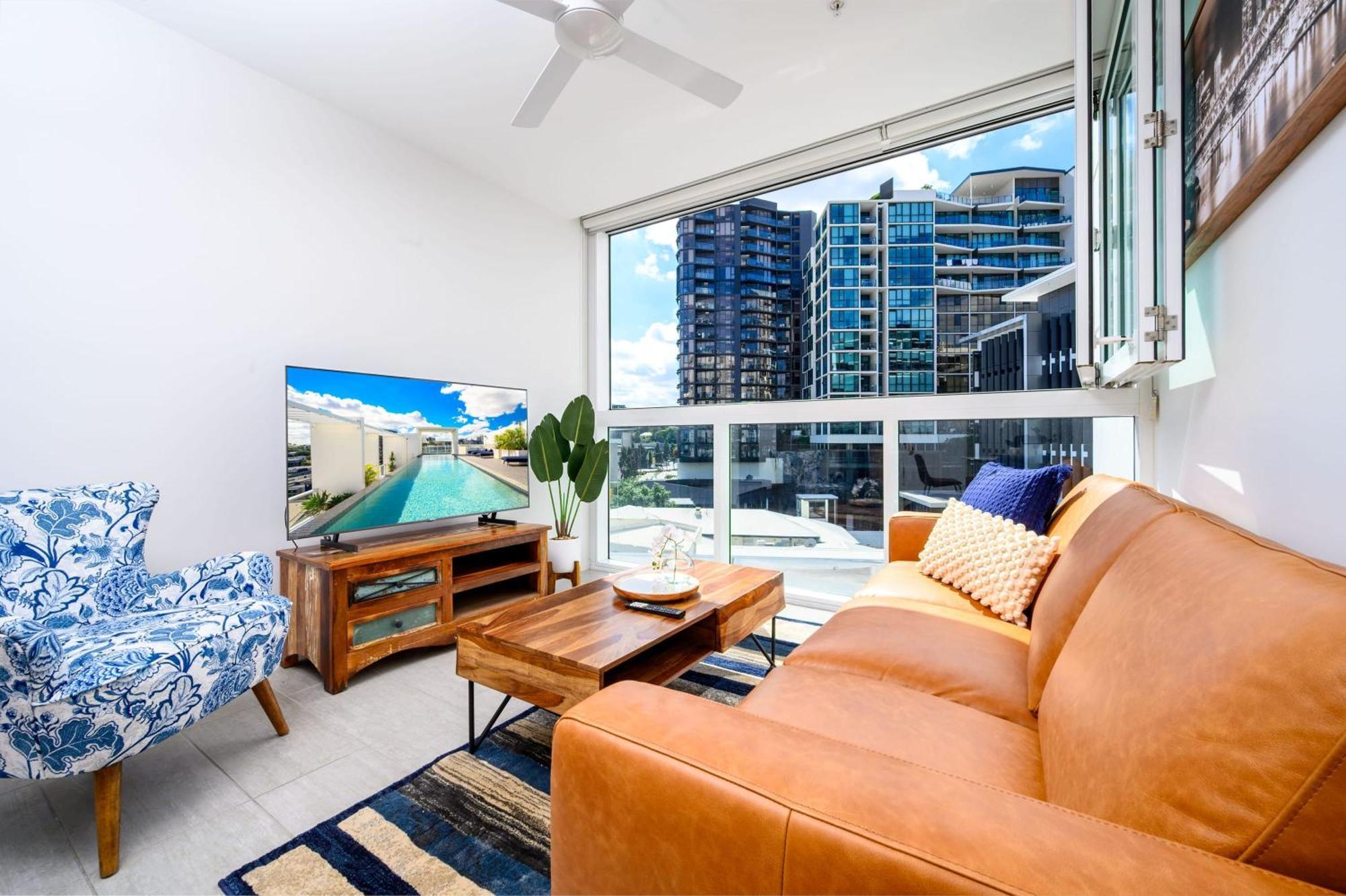 Oasis Stylish With Gym Rooftop Pool Apartment *