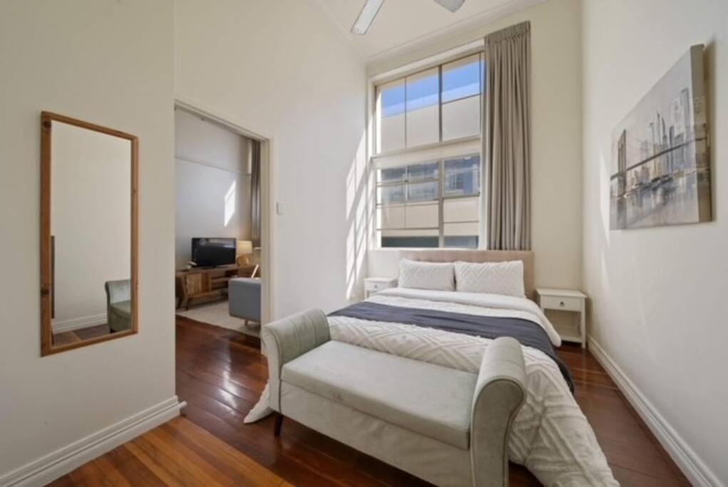 Apartment Cool New Yorker Cbd