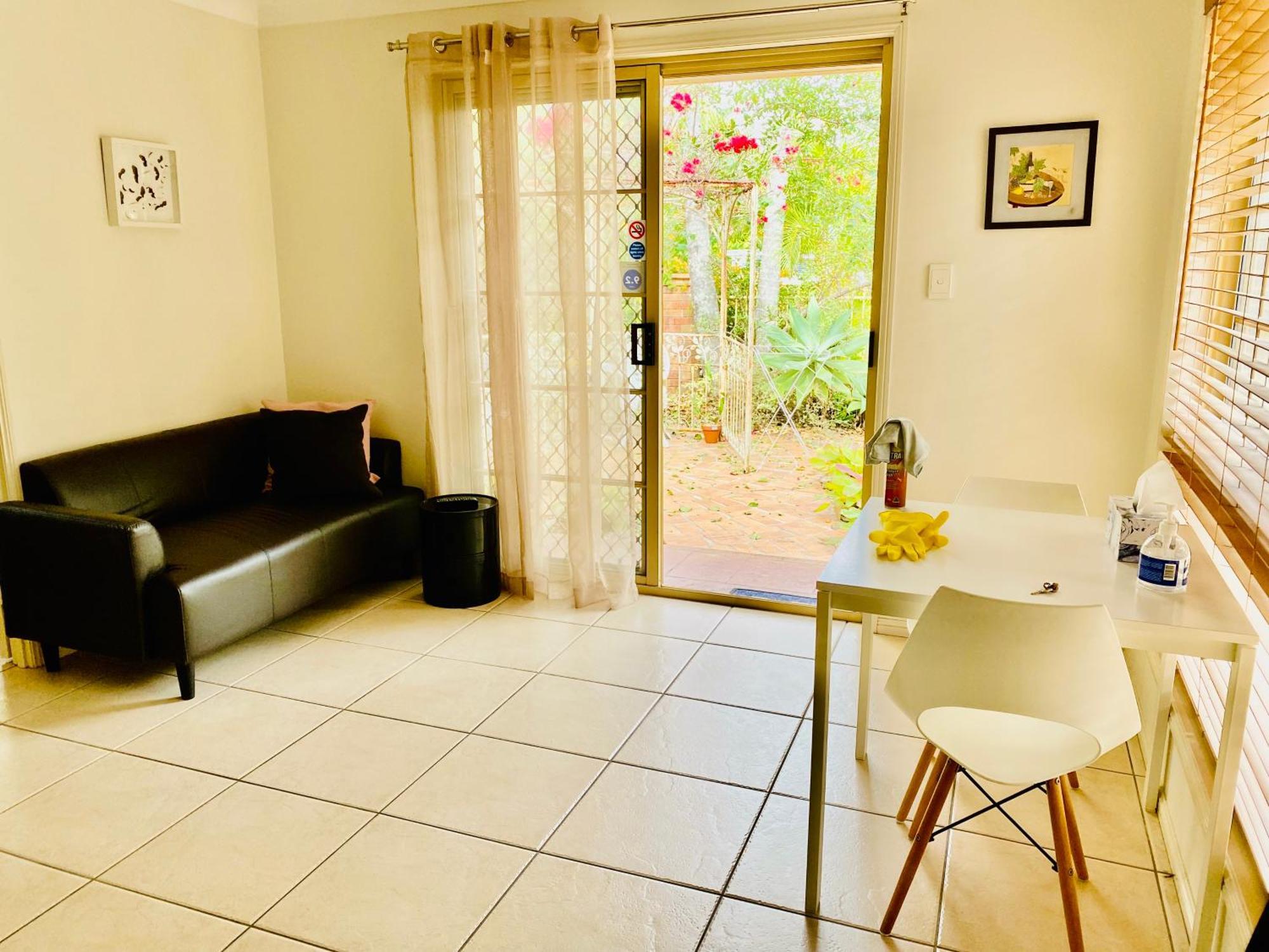 Granny Flat 3*
