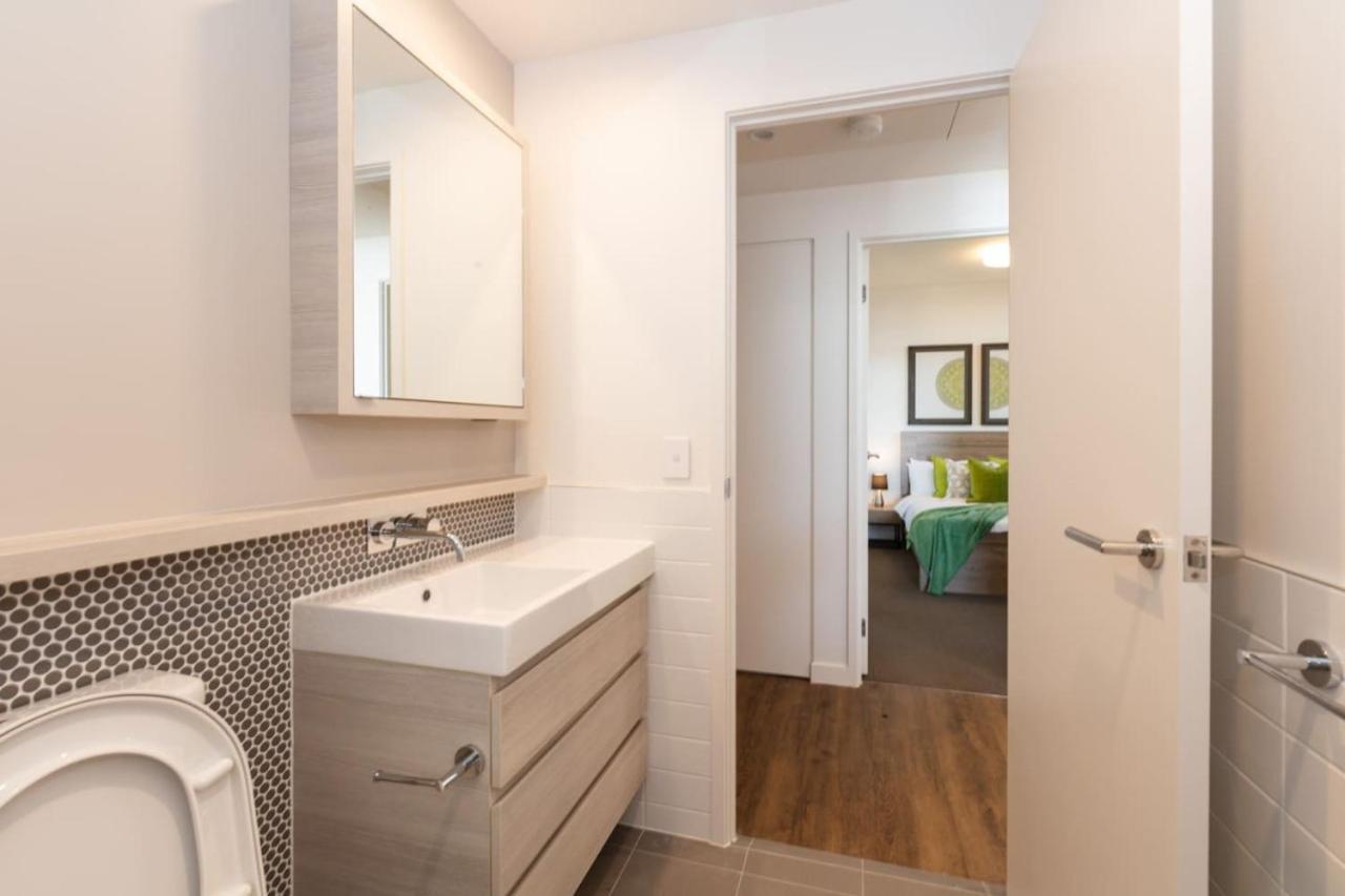 One Bed At Southbank With Rooftop Pool And Carpark