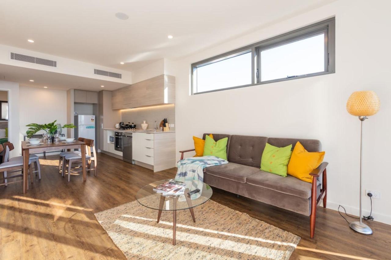 Apartment One Bed At Southbank With Rooftop Pool And Carpark Brisbane