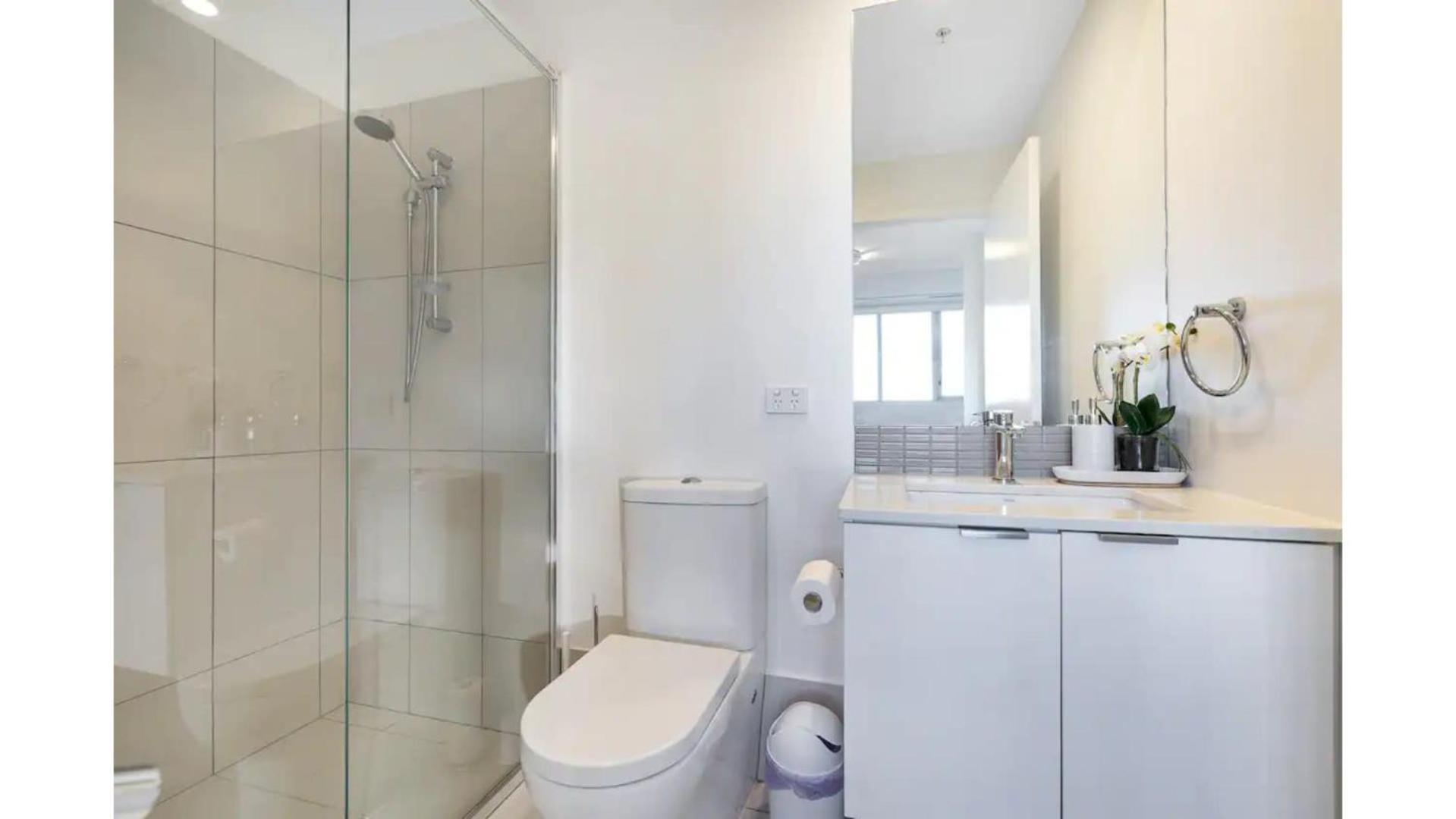 Apartment Stylish In Share Save Brisbane