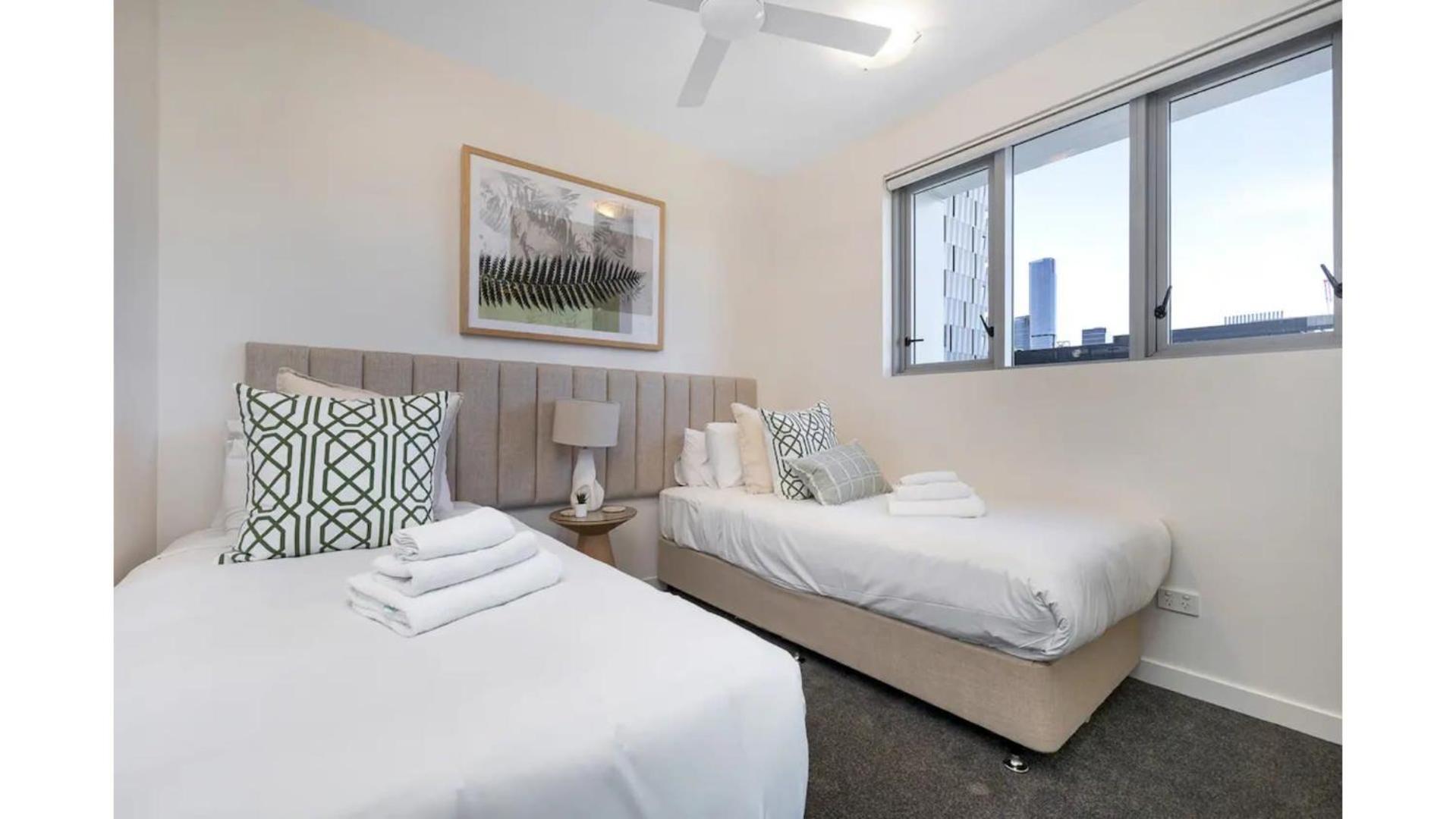 Apartment Stylish In Share Save *