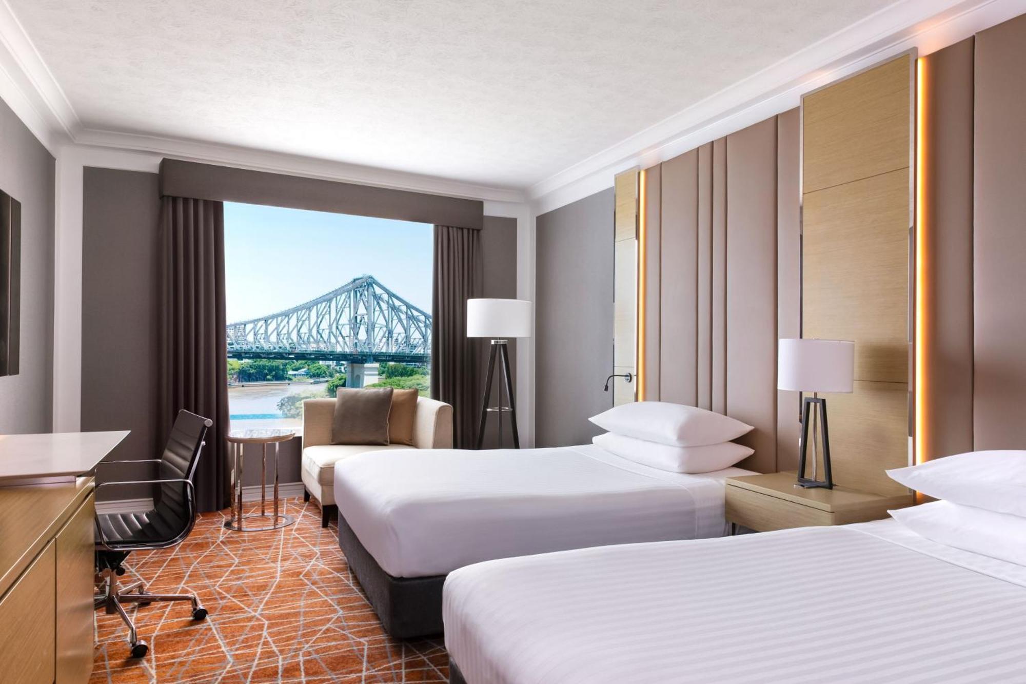 Marriott Hotel 5*