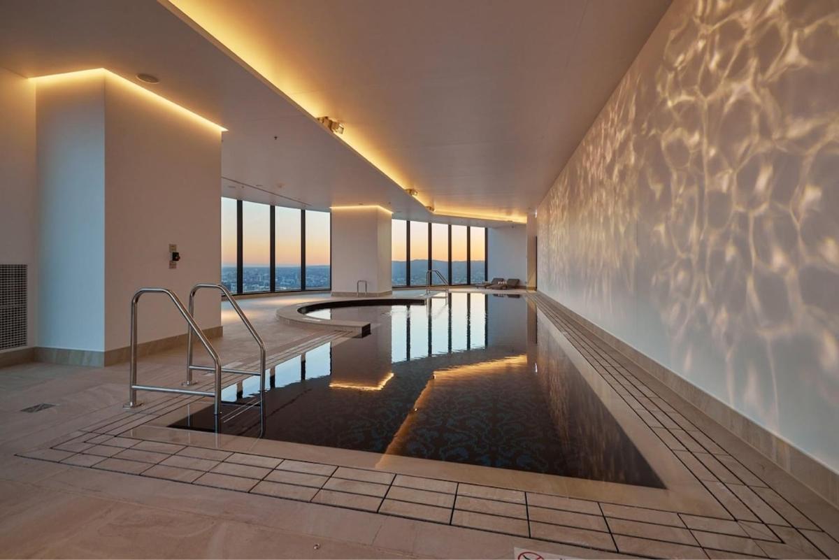 Apartment Luxury 1br In River Firework View Brisbane