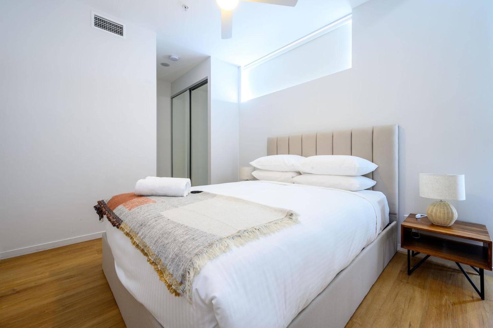 Oasis Stylish With Gym Rooftop Pool Apartment *