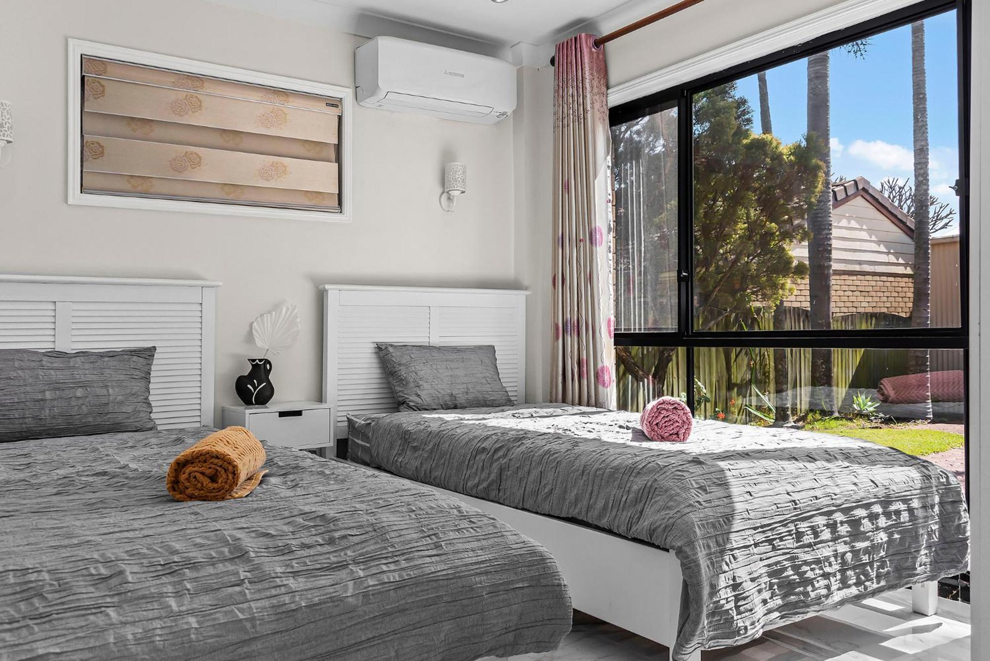 Holiday home Luxury Living 2b2b In Southern Parking
