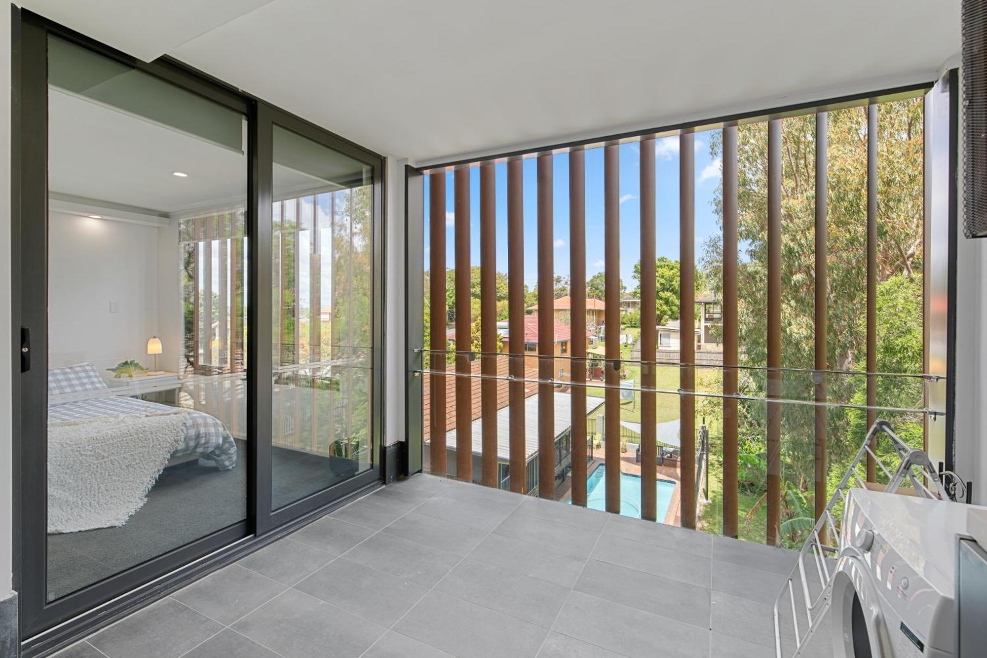 Near Garden City&3km To Qsac Brisbane