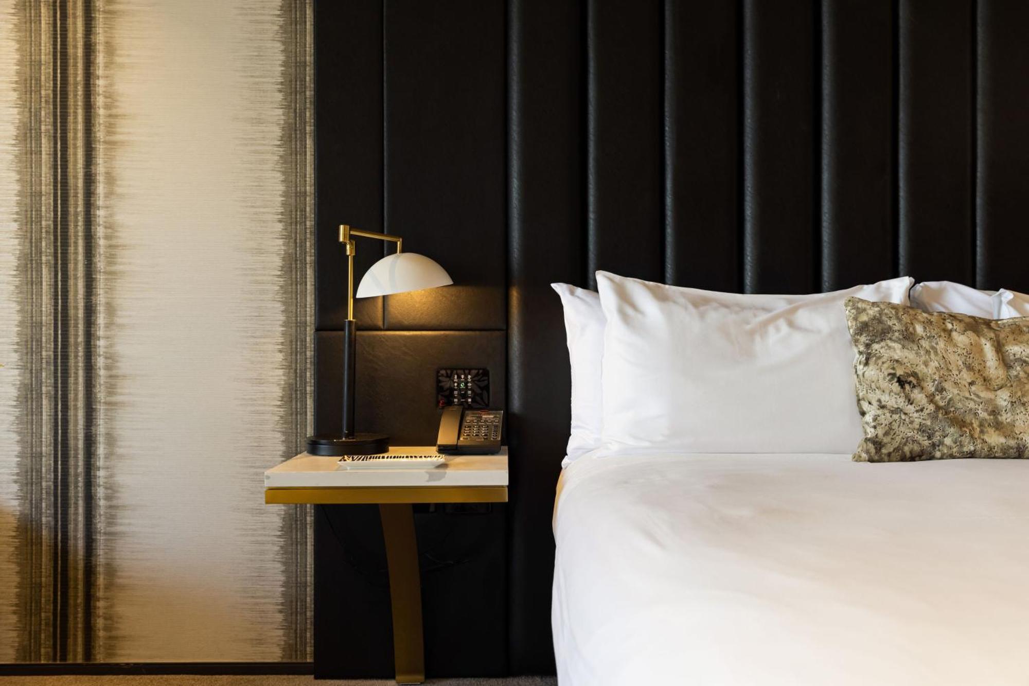 Emporium South Bank Hotel 5*