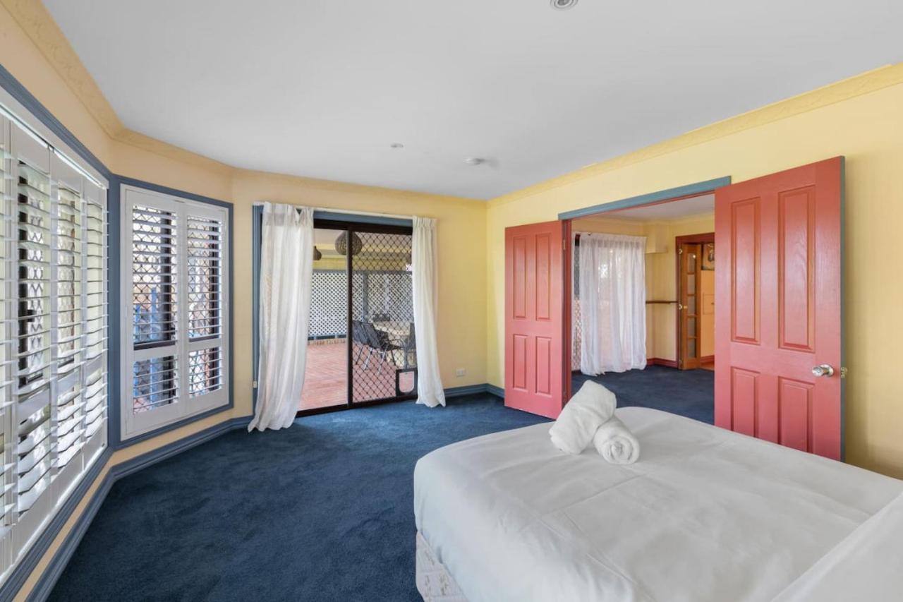 Holiday home Spacious Affordable 7b3b 2 Living Pool Yard And Mall