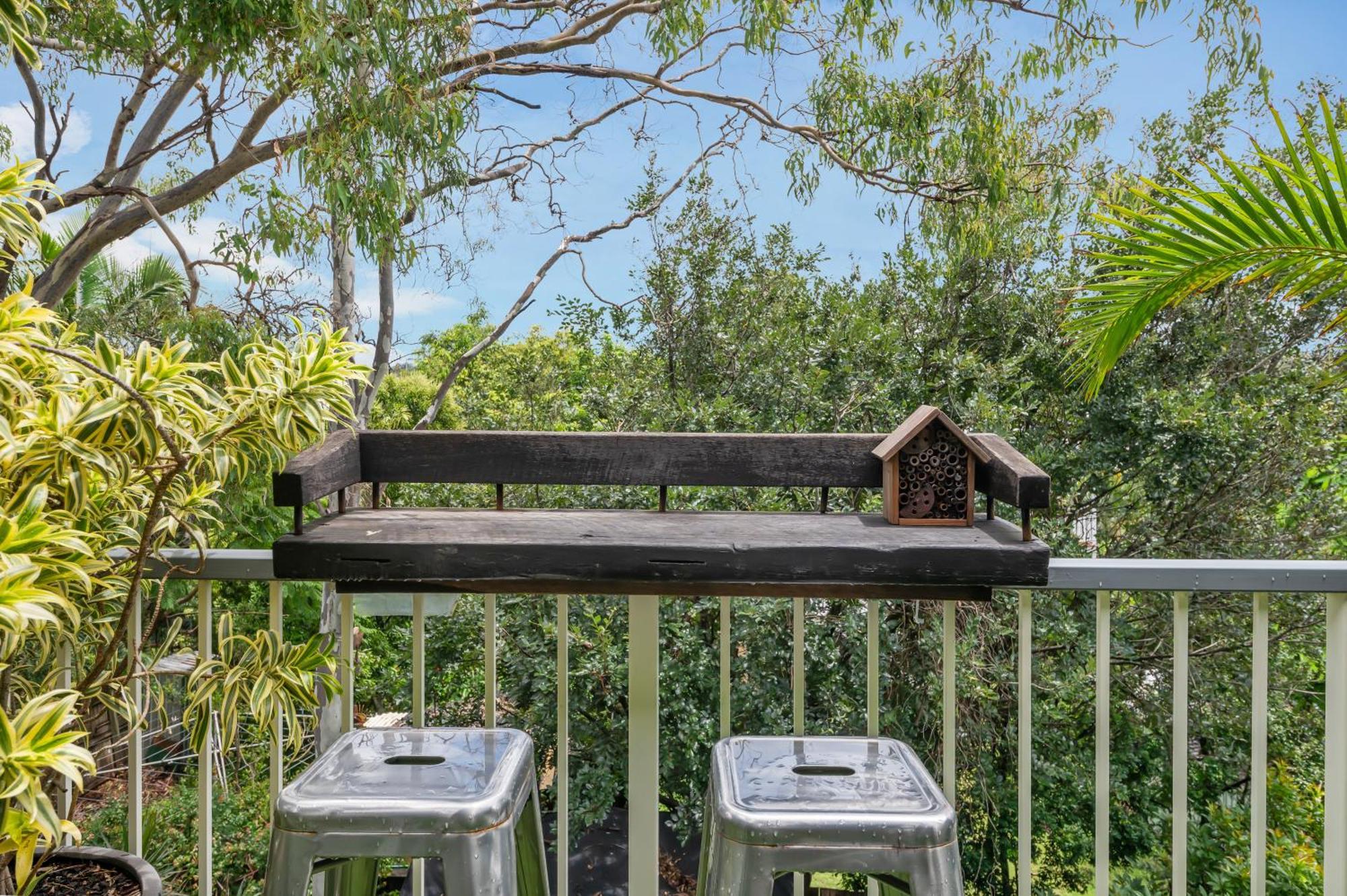 Spacious 3bdroom Entertaining Unit Close To City, Cafes And Shops Apartment Brisbane