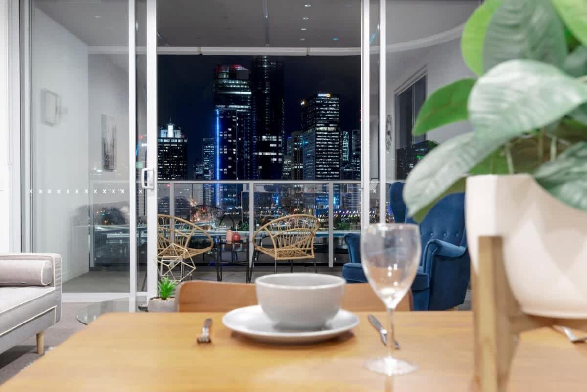 Apartment High Lvl Private And Quiet River View 2bd *