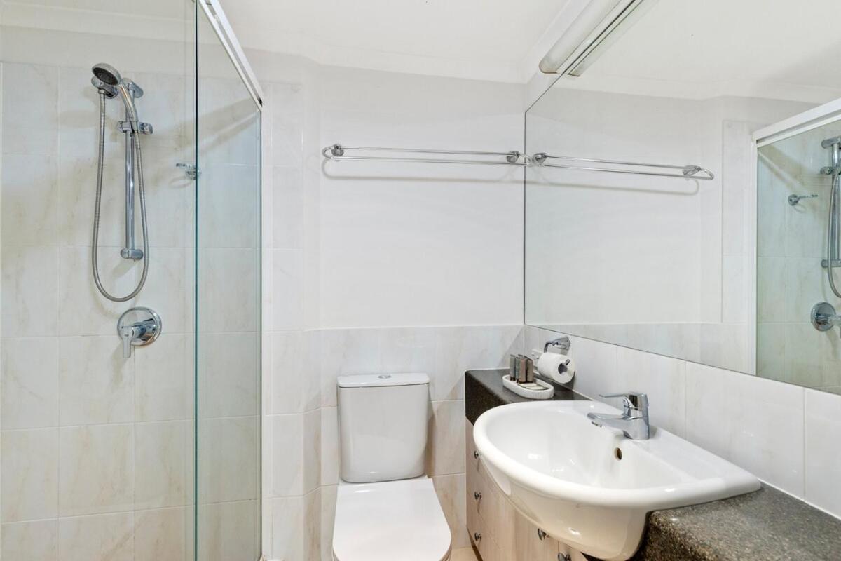 Haven, 2bed, 2bath, Parking, Balcony *