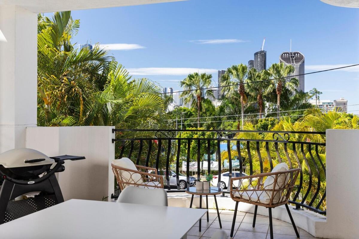 Haven, 2bed, 2bath, Parking, Balcony Apartment