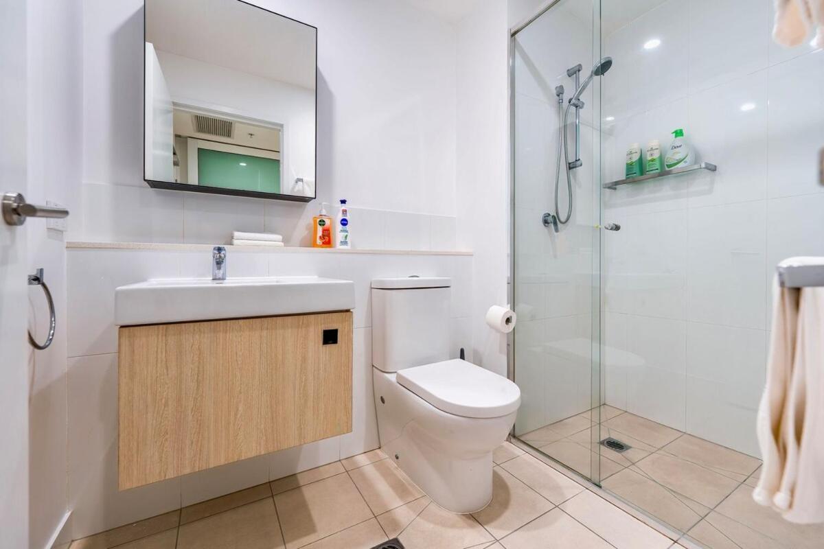 Pool View Urban Oasis 2bed Brisbane