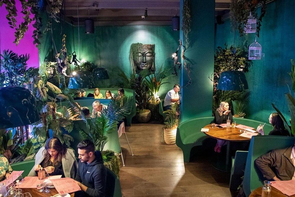 Apartment Pool View Urban Oasis 2bed