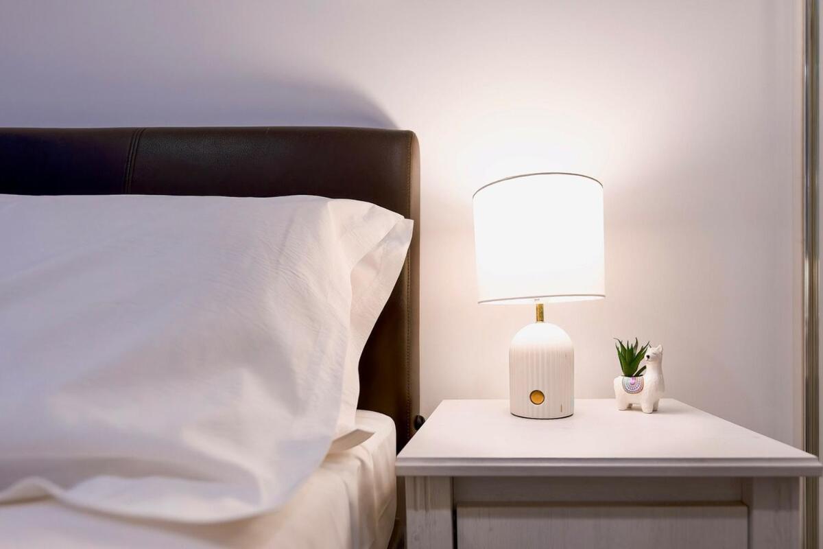 Apartment Pool View Urban Oasis 2bed *