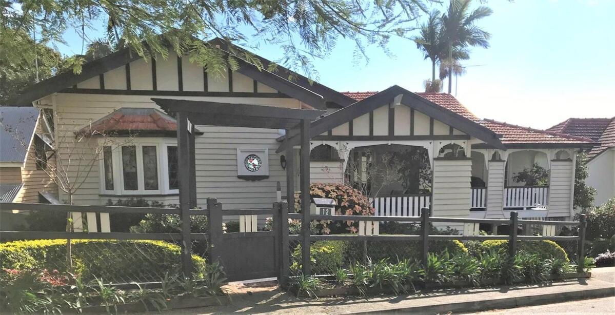 Stunning Private Unit With Pool Hosted By Homestayz Holiday home Brisbane