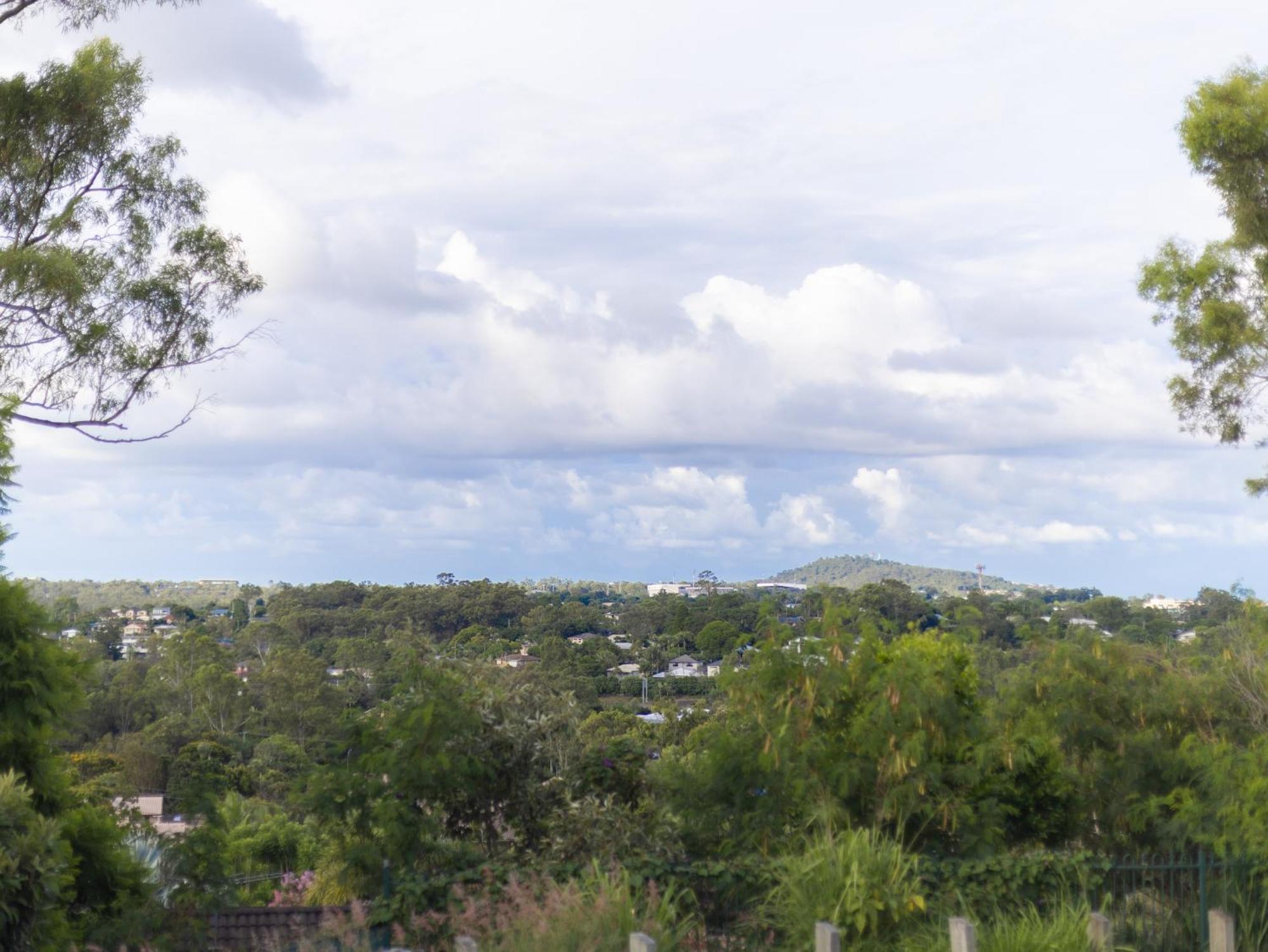 Spacious Land Area 5bedroom At Sunnybank New Ac * Brisbane