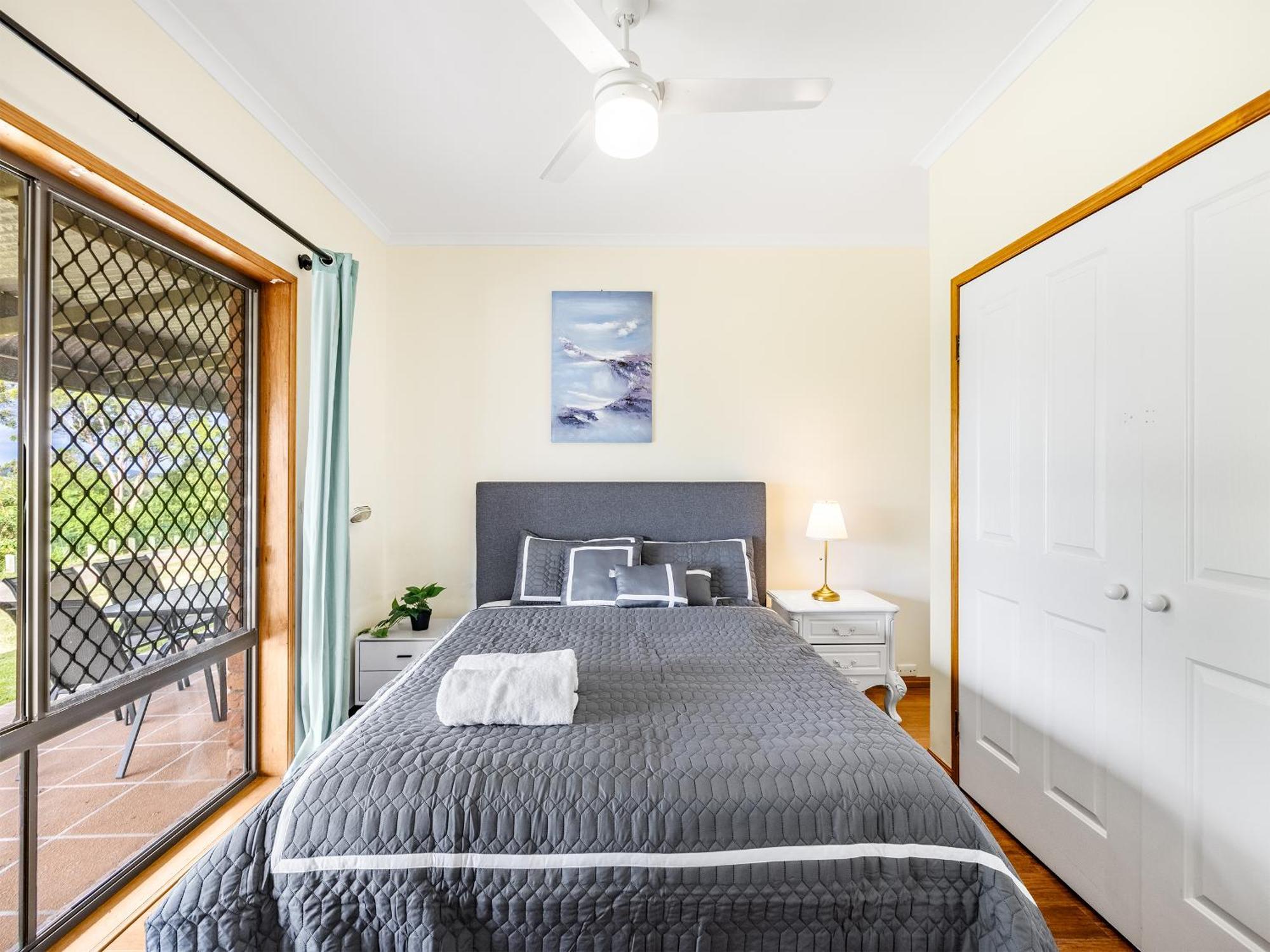 Spacious Land Area 5bedroom At Sunnybank New Ac Holiday home