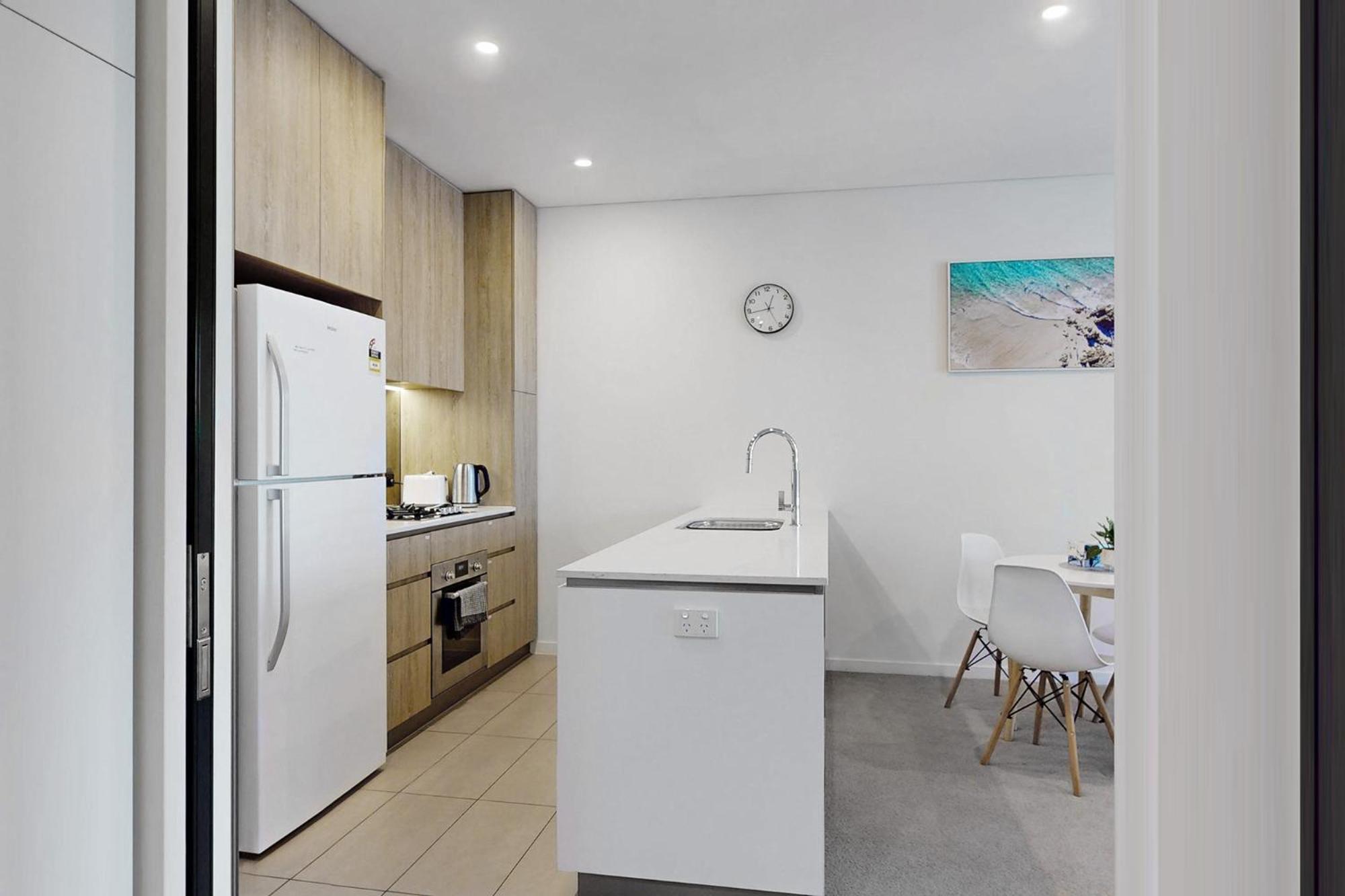 Urban Luxe Retreat - South Boutique W Free Carpark Apartment Brisbane