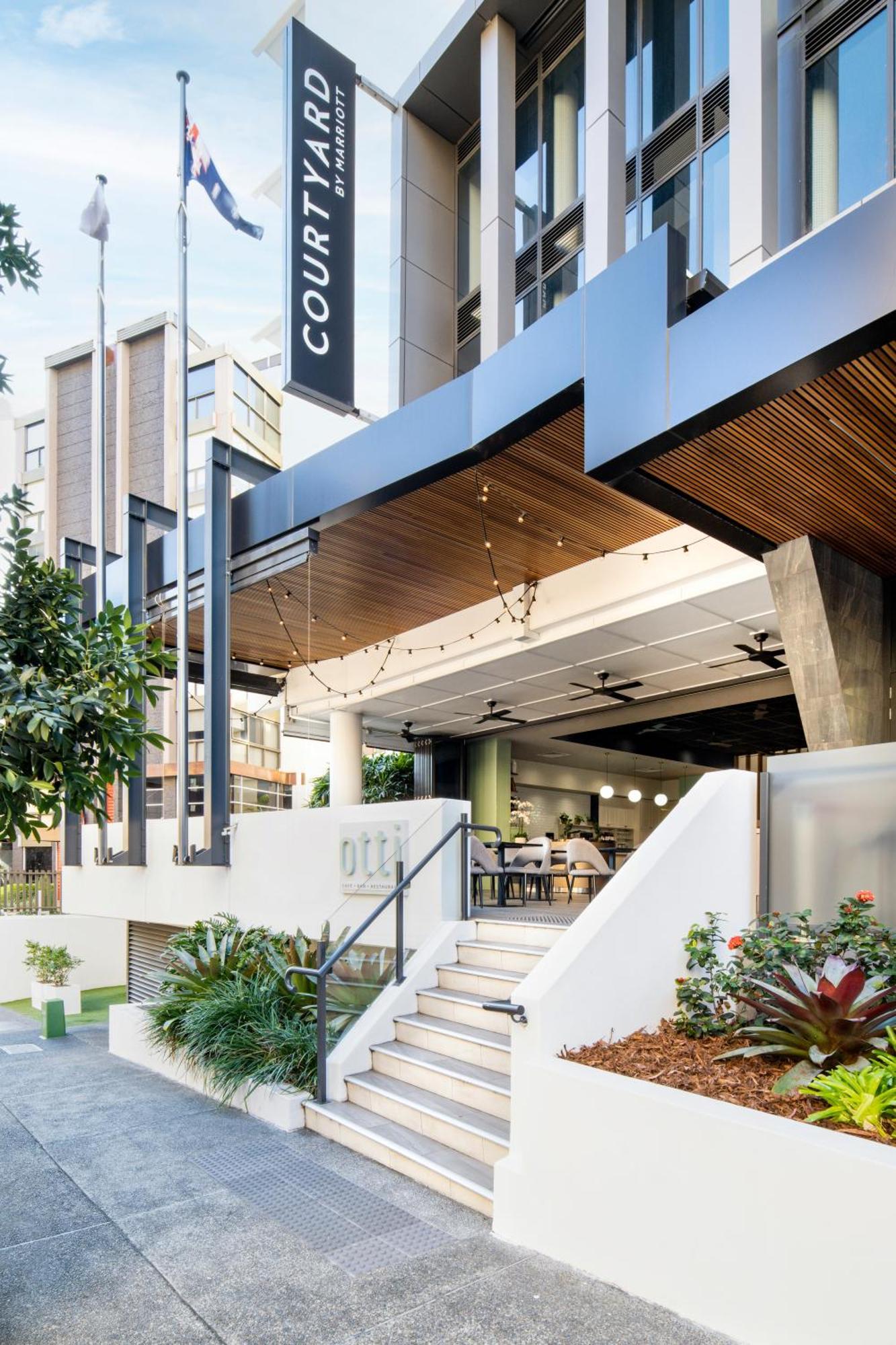 Courtyard By Marriott South Bank