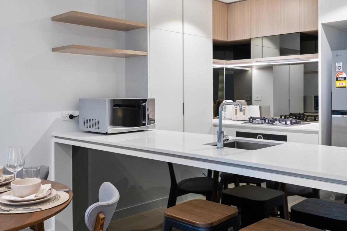 Apartment Designer 2 Bed In Queens Wharf Riverfront Cbd Gem Brisbane