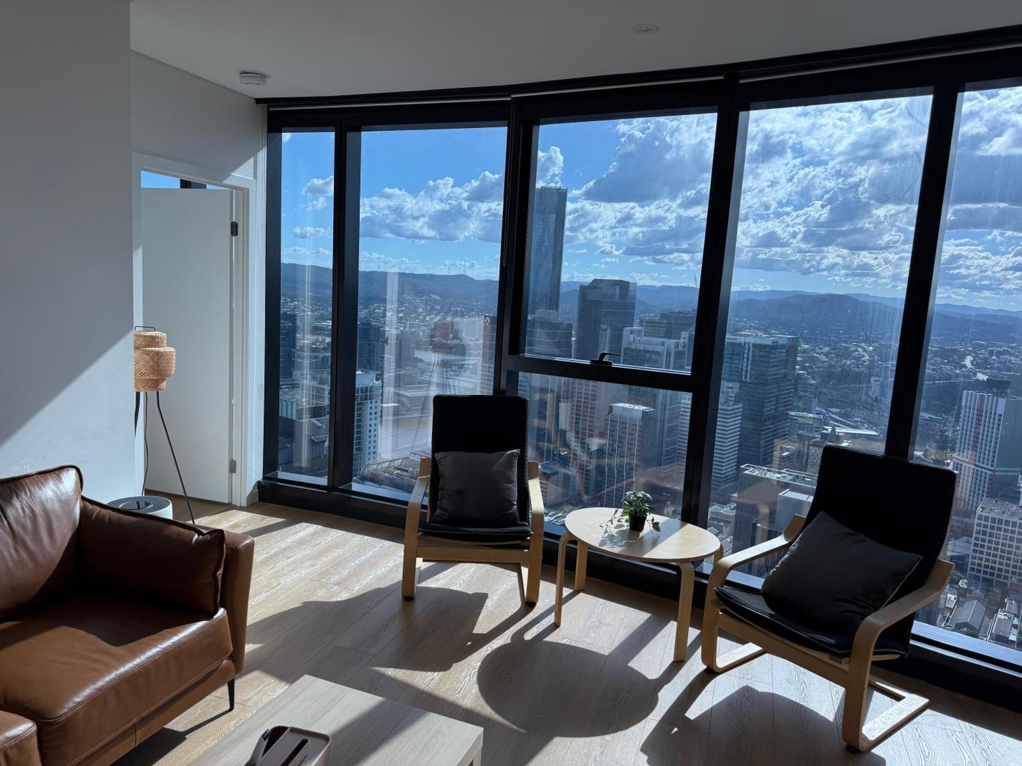 Amazing Views 60th Level Skytower 3 Bedrooms Brisbane