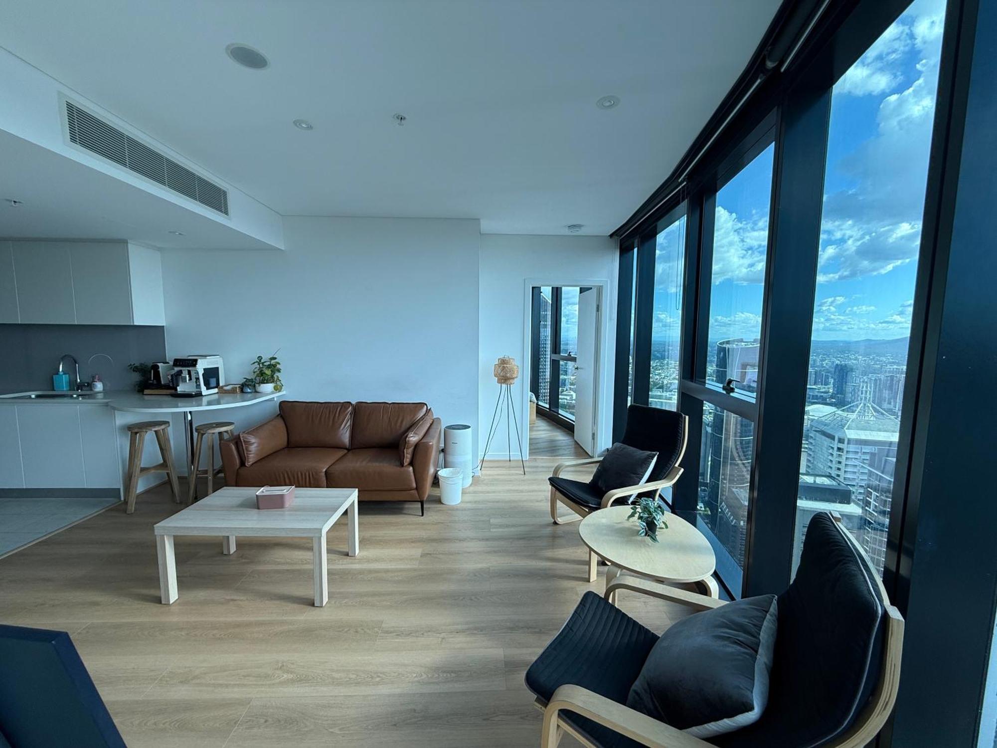 Amazing Views 60th Level Skytower 3 Bedrooms Apartment