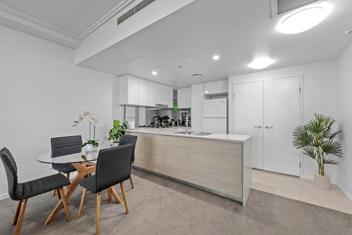 Sky High Hamilton Apartment