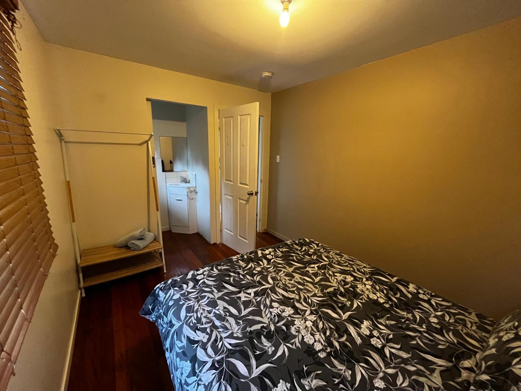 Cedar Lookout * Brisbane