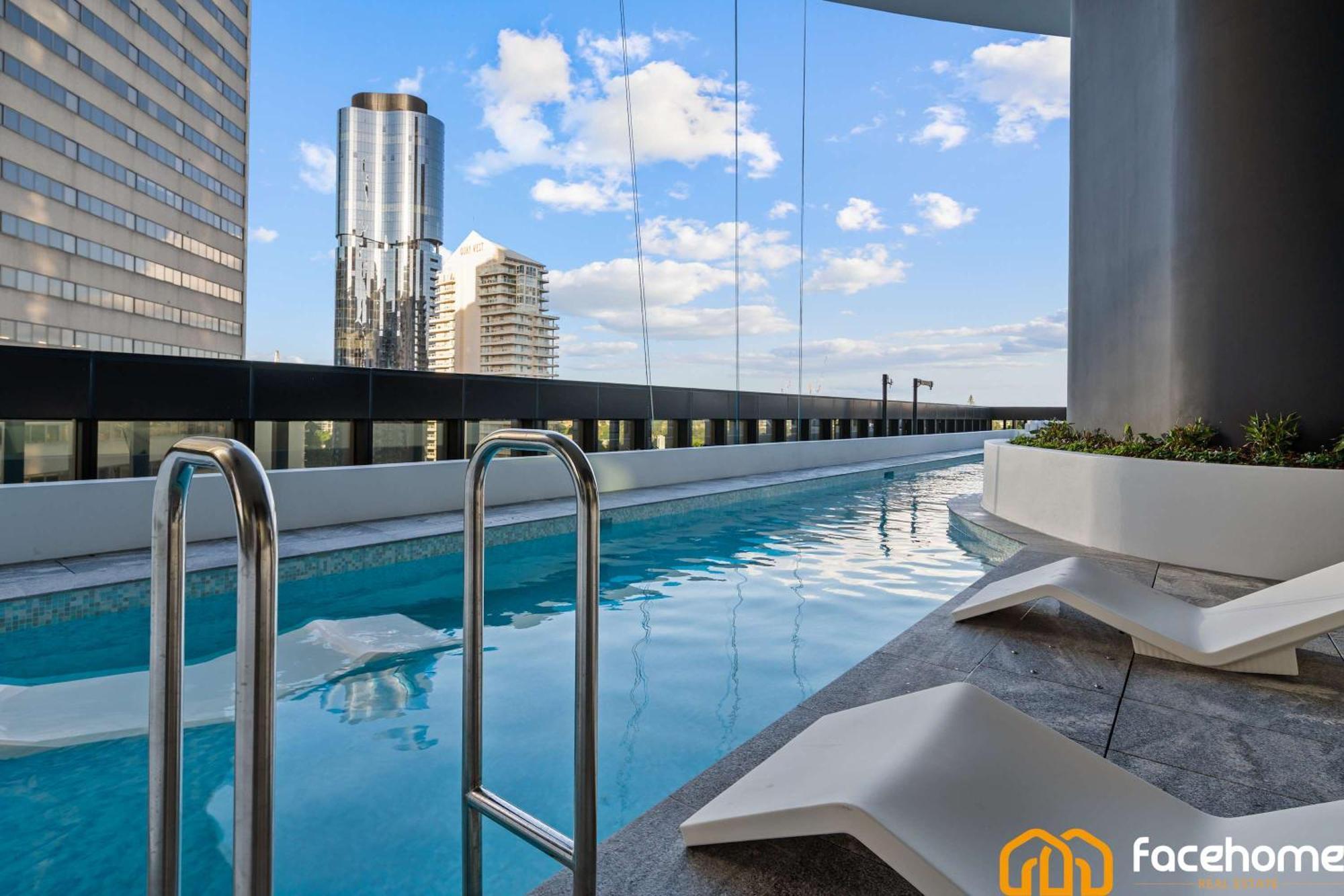 1 Bedroom In Qwr Pool Casino River Views Apartment Brisbane